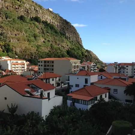Bento Lodge By Madeira Holiday Rentals Ribeira Brava Exterior foto